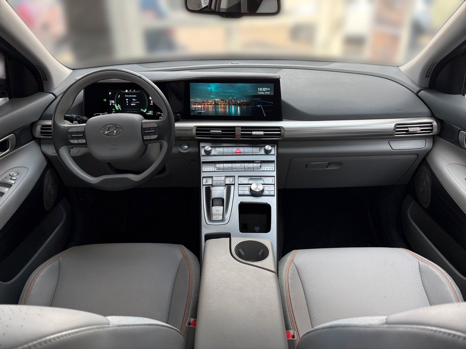 Fahrzeugabbildung Hyundai Nexo *WASSERSTOFF*