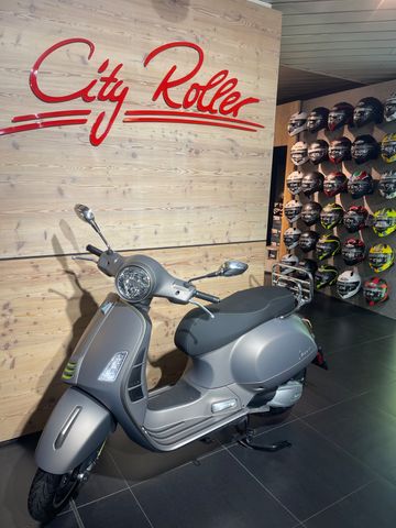 Vespa GTS 300 SUPERTECH ABS/ASR E5 inkl. Klappträger