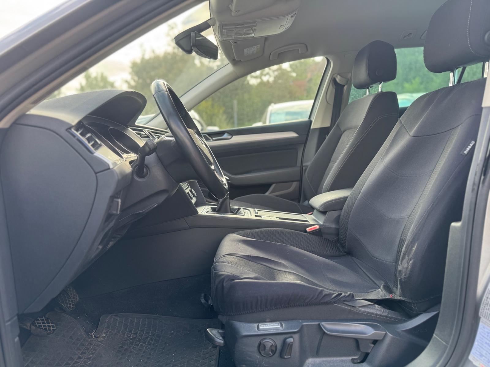 Volkswagen Passat 2015 — photo 27