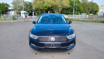 Volkswagen Passat Variant - 2