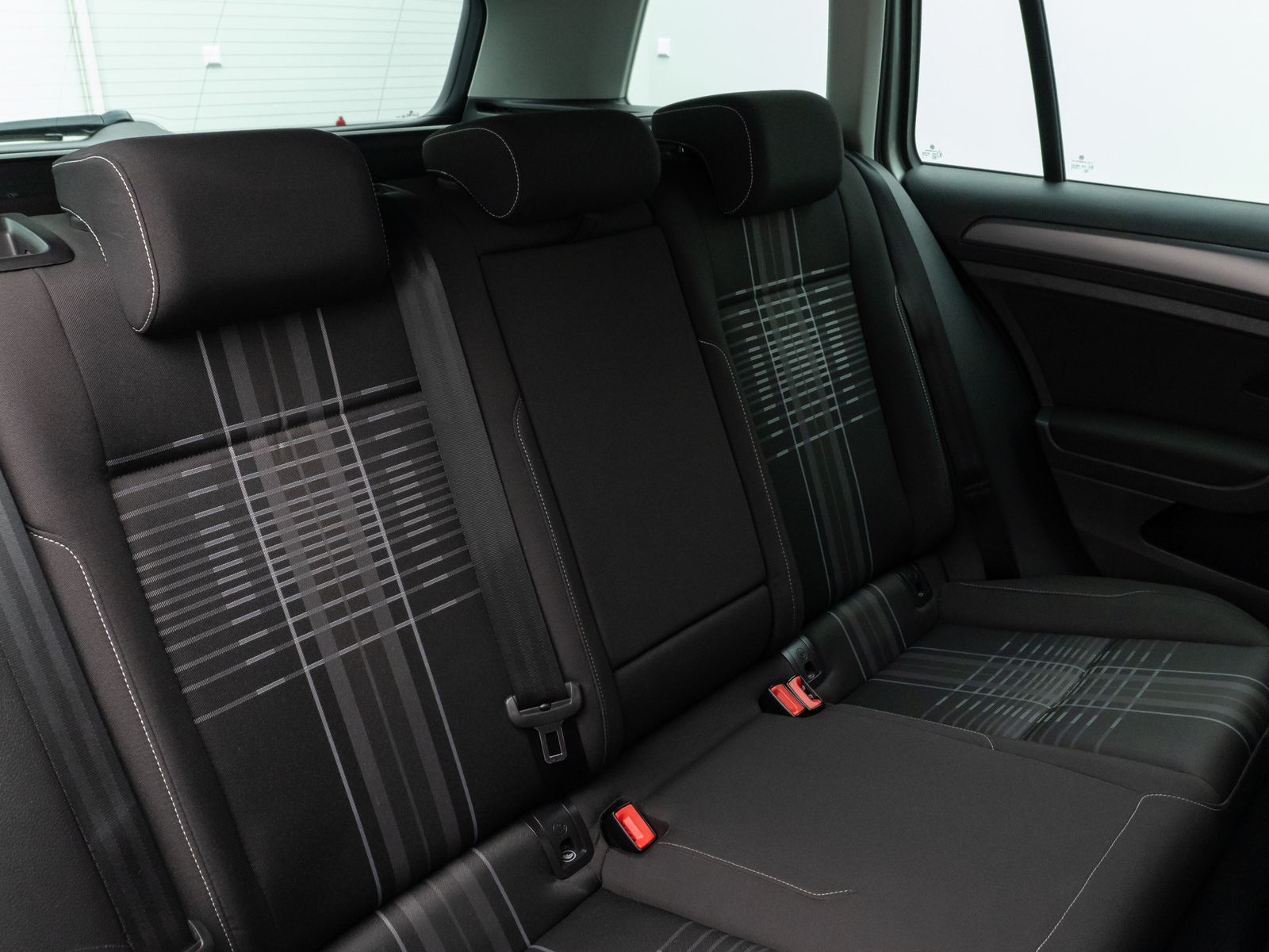 Fahrzeugabbildung Volkswagen Golf VII Variant Lounge BMT Sitzhzg Navi AHK