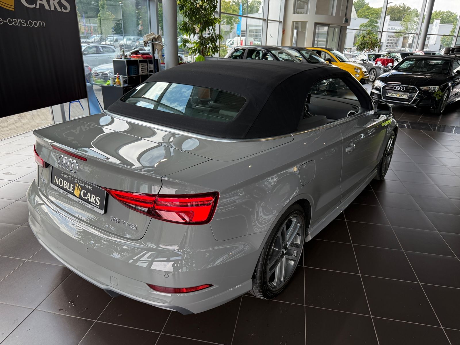 Fahrzeugabbildung Audi A3 Cabriolet S-Line LED NAVI ALU