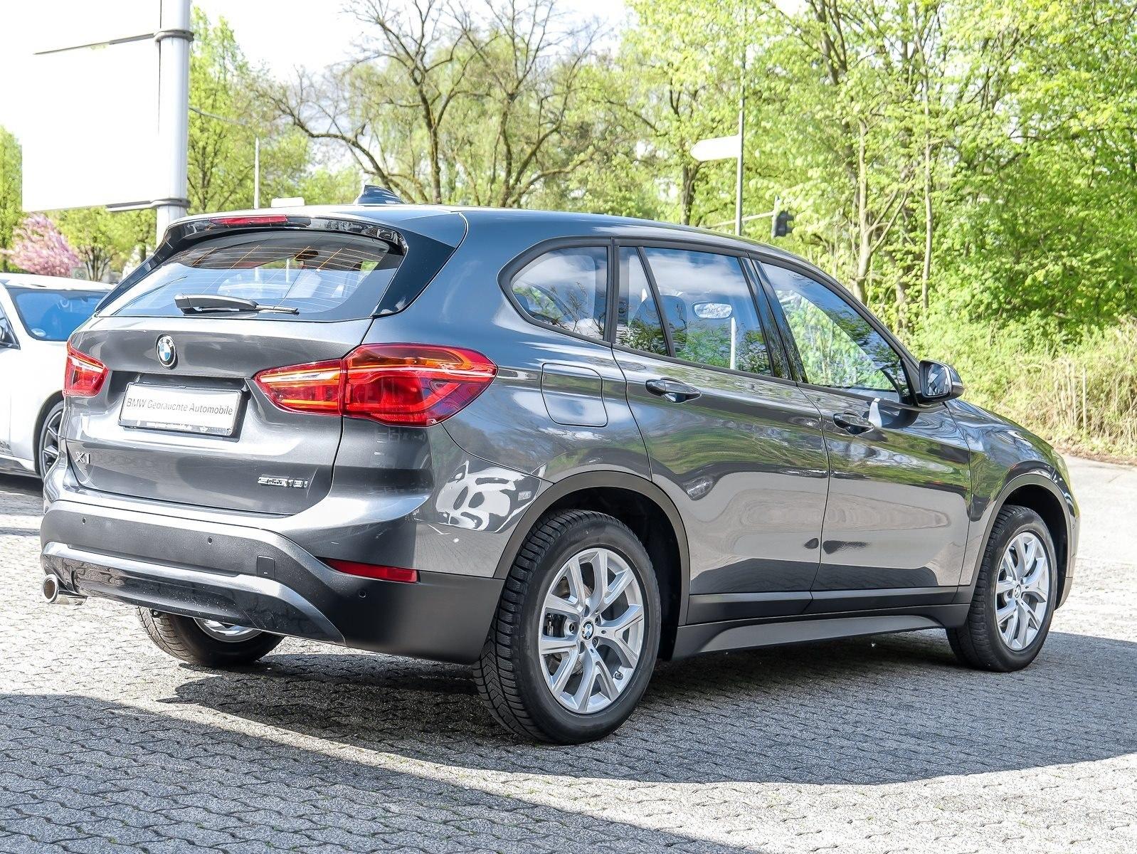 BMW X1 sDrive18i AHK+NAVI+PDC V+H+Parkass.+Tempomat