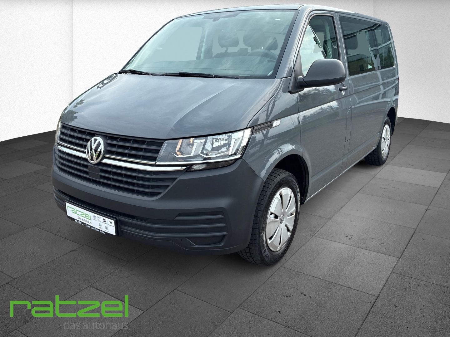 Fahrzeugabbildung Volkswagen T6.1 Transporter KR 2.0 TDI DAB PDC Berganfahras