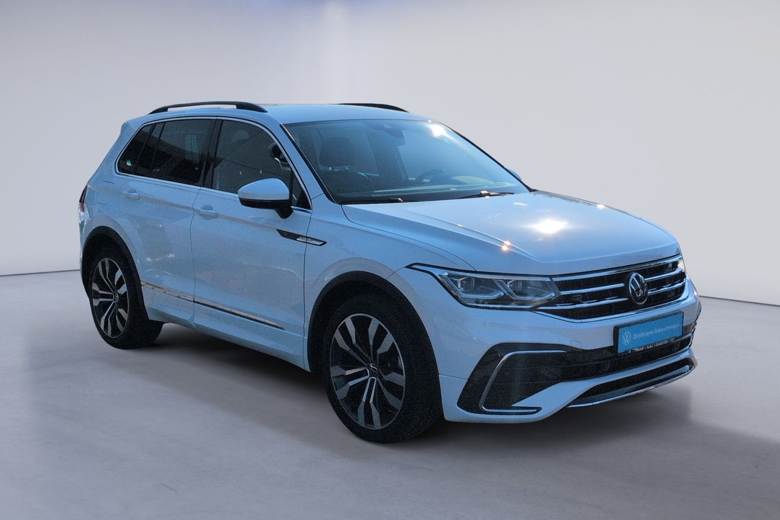 Tiguan 2.0 TDI DSG 4M R-Line KAMERA+STHZ+AHK