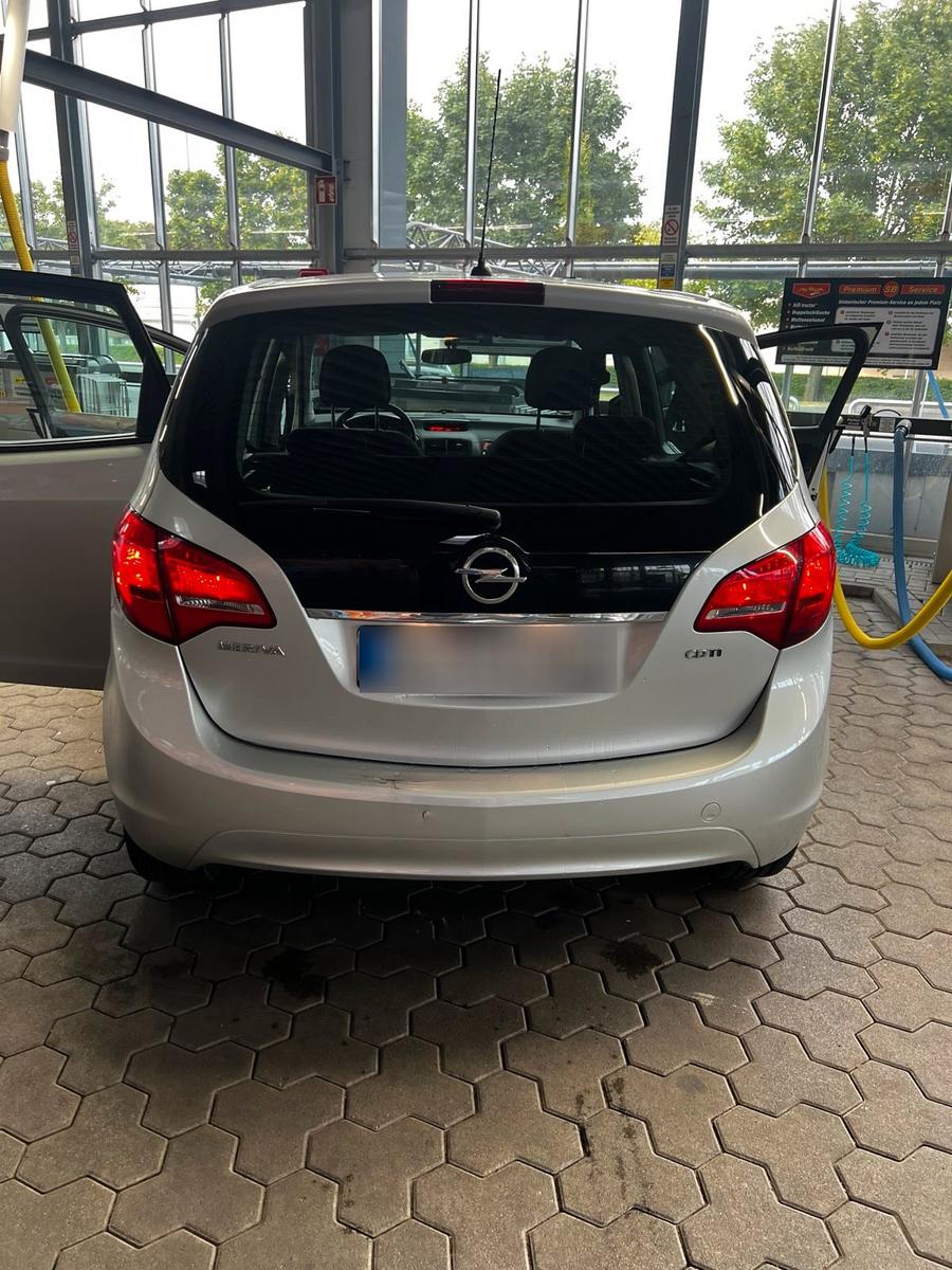 Opel Meriva 2012 — photo 7