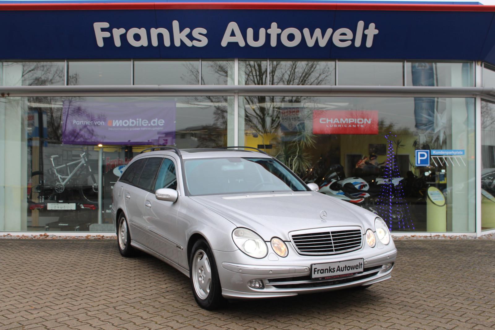 Mercedes-Benz E320 2005 — photo 7