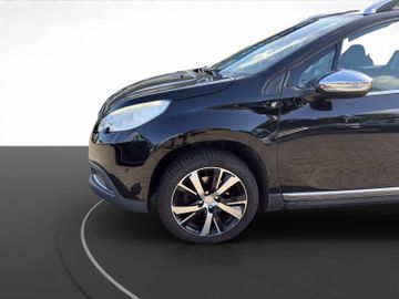 Peugeot 2008 1.2 PureTech 110 Allure Navi+SHZ+PDC