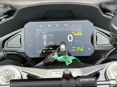 CFMOTO 675 SR-R NEBULA BLACK +++ SOFORT VERFÜGBAR