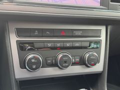 Fahrzeugabbildung Leon Xcellence TSI 150PS Autom+PDC+Navi