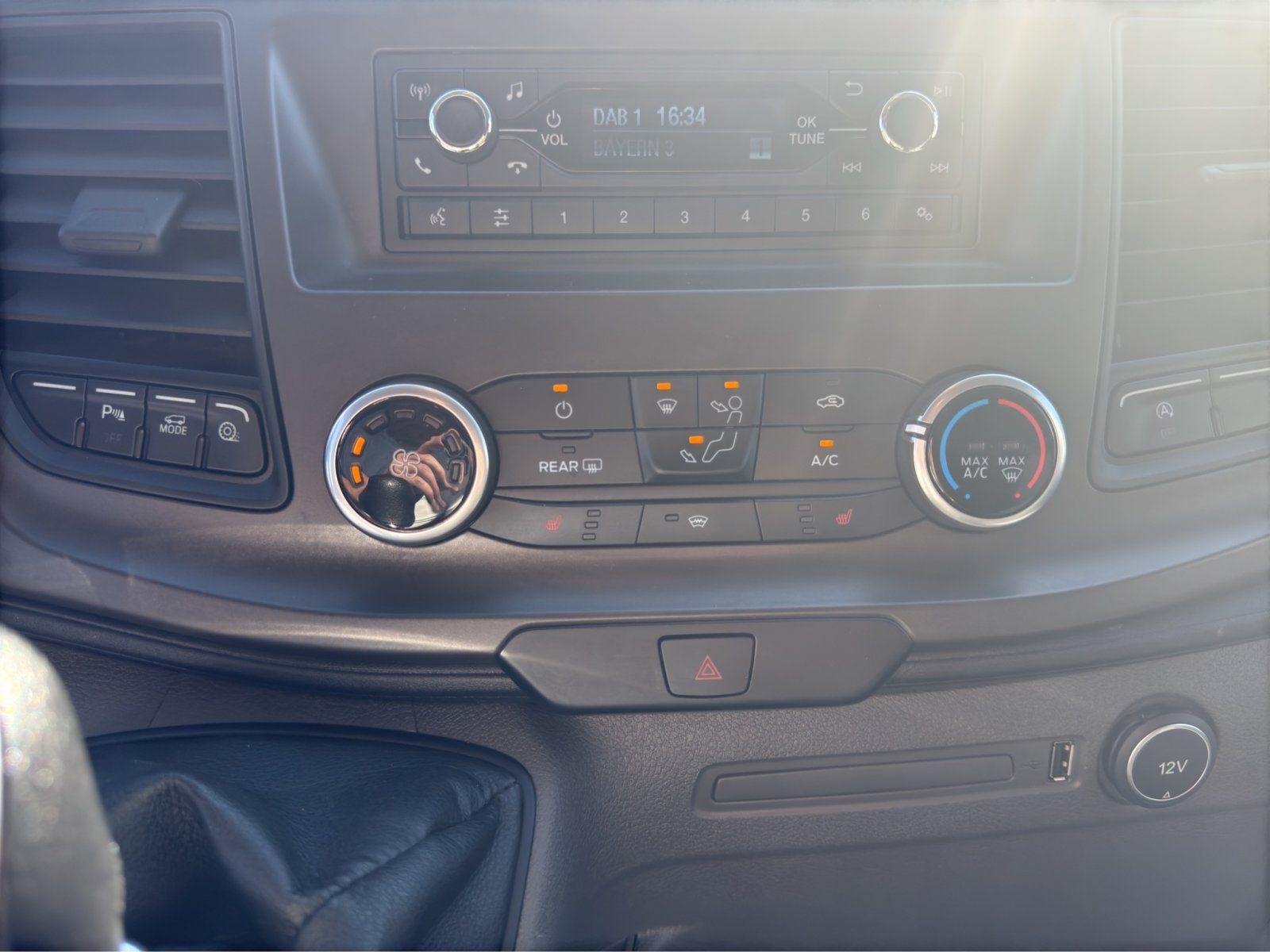 Fahrzeugabbildung Ford Transit Custom 2.0 Ecoblue 340 L1 Trend