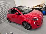 Fiat 500e (RED) Cabrio 42 kWh (RED) - rote Fiat 500e