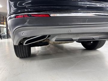 Volkswagen Tiguan Allspace - 11