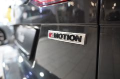 Fahrzeugabbildung Volkswagen Golf VII VARI. 2.0D COMFORT. 4M NAVI/KAMERA/AHK