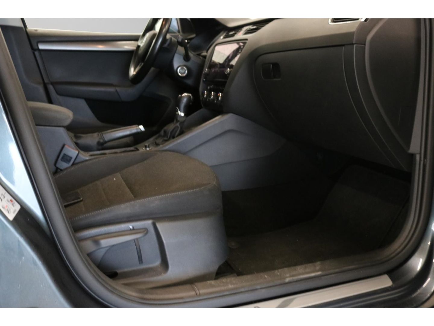Fahrzeugabbildung SKODA Octavia Combi Soleil Händler/Export