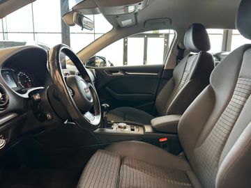 MYAUTOCENTER – Gebraucht- und Jahreswagen mit Werkstattservice in Pfaffenhofen Audi A3 Sportback ambition *Spurhalte*Totwinkel*Xenon
