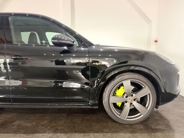 Porsche Cayenne - 11