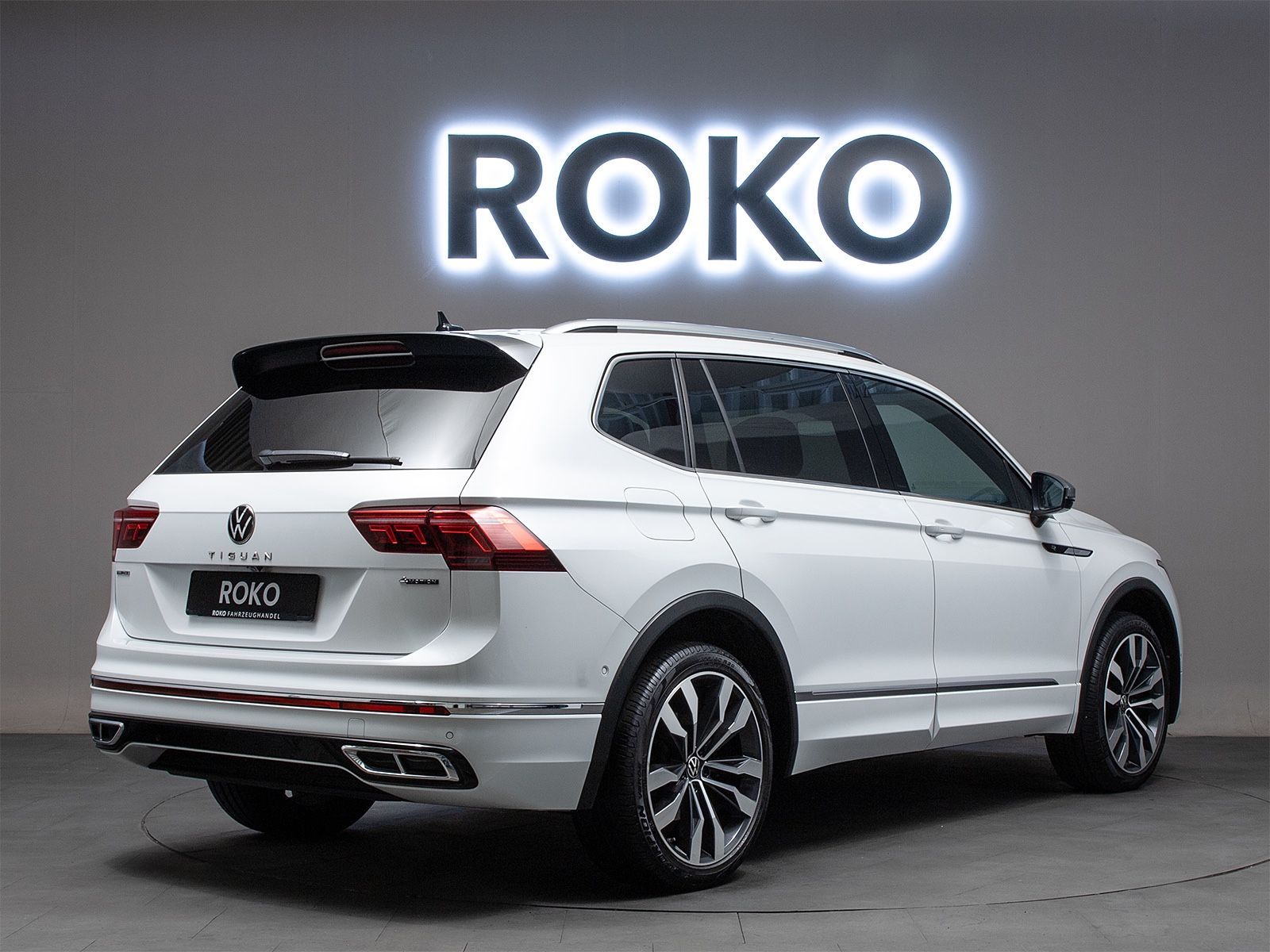 Volkswagen Tiguan Allspace R-Line 4M 7-Sitzer 360°MEGAVOLL foto 5