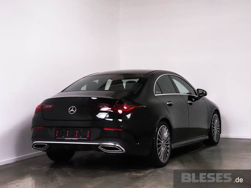 MERCEDES-BENZ CLA 200 – Bild 2