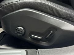 VOLVO V90 Pro T4 Mom.Pro Leder Navi LED ACC Kam.
