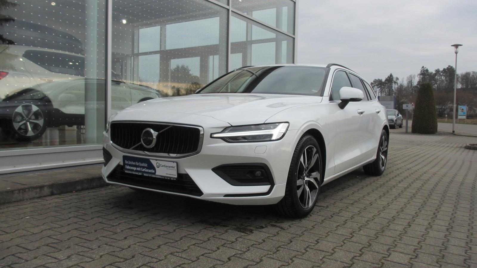 Volvo V60 B4 FWD Core +ACC+BLIS+H/K+LHZ+E-SITZE+LEDER