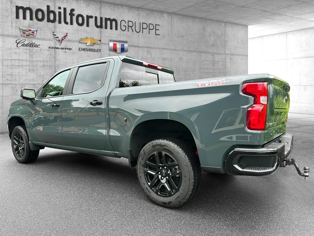 Chevrolet Silverado Crew Cab 4WD LT Trail Boss 6.2L V8