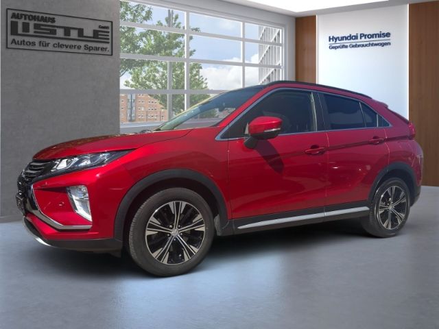 Fahrzeugabbildung Mitsubishi Eclipse Cross Top 4WD El. Panodach Navi Soundsys