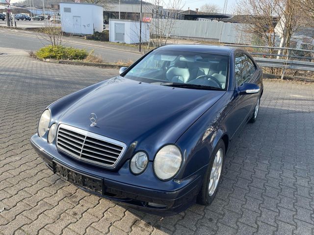 Mercedes-Benz CLK 200 AVANTGARDE