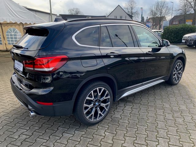 Fahrzeugabbildung BMW X1 xDrive 25i xLine+LED+Head Up+Kamera+Leder+AHK