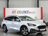 Ford Focus TUNIER 1.5 EB ACTIVE CROSS OVER / LED / - Ford Focus Tunier Gebrauchtwagen