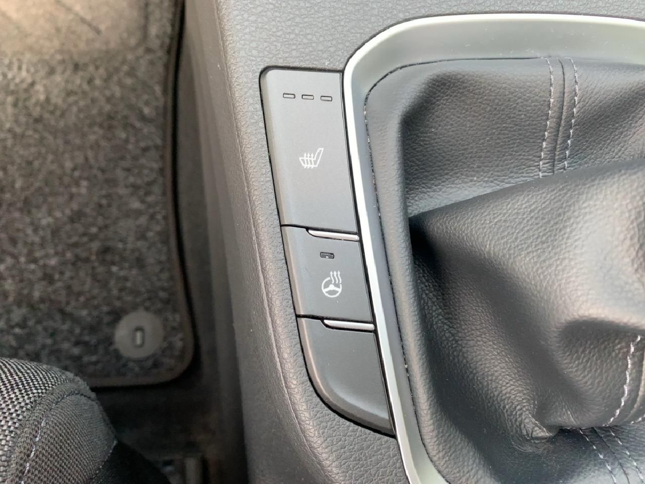 Fahrzeugabbildung Hyundai I30 cw Edition 30 + Funktions-Paket +Kombi-Paket