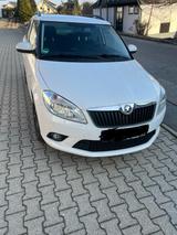 Skoda Fabia 1.6l TDI 77kW Elegance Combi Elegance - Skoda Fabia mit Diesel-Antrieb: Kombi, 1.6