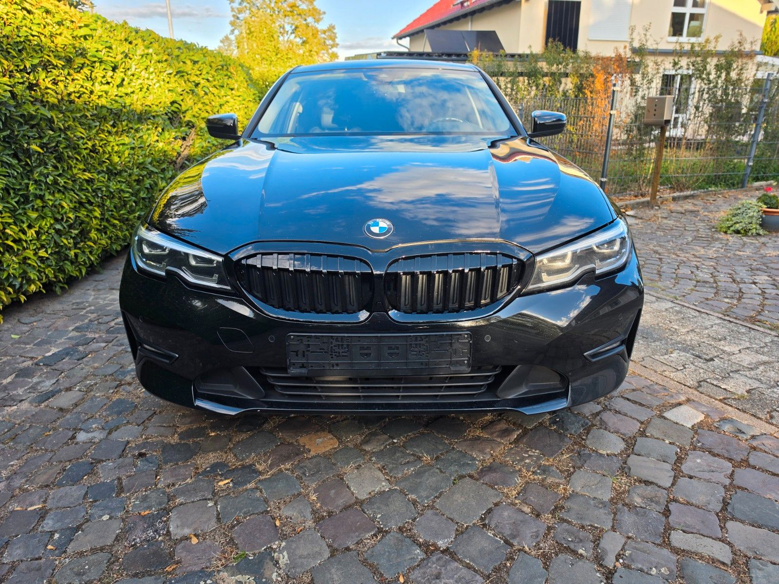 BMW 320d M Sport Lenkrad Memory Pano Live HiFi foto 2