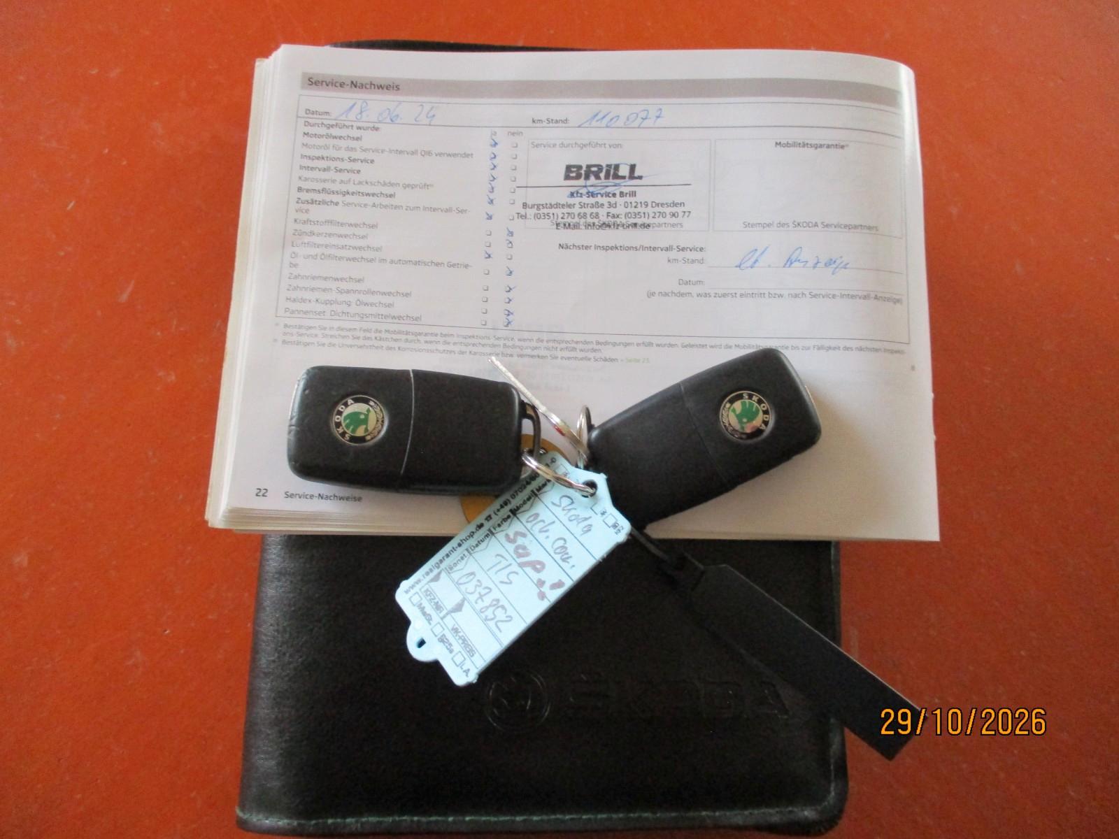 Skoda Superb 2013 — photo 12