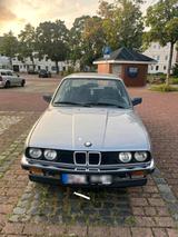 BMW E30 318i  Baujahr 1986  Oldtimer (H-... - BMW 318 aus 1986