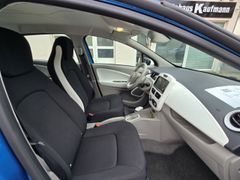 Fahrzeugabbildung ZOE Life