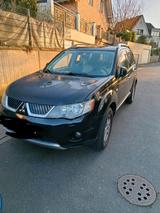 Mitsubishi Mitzubisch Outlander 2.4 Benzin 7sitzer. - gebrauchte Mitsubishi Outlander aus dem Jahr 2007