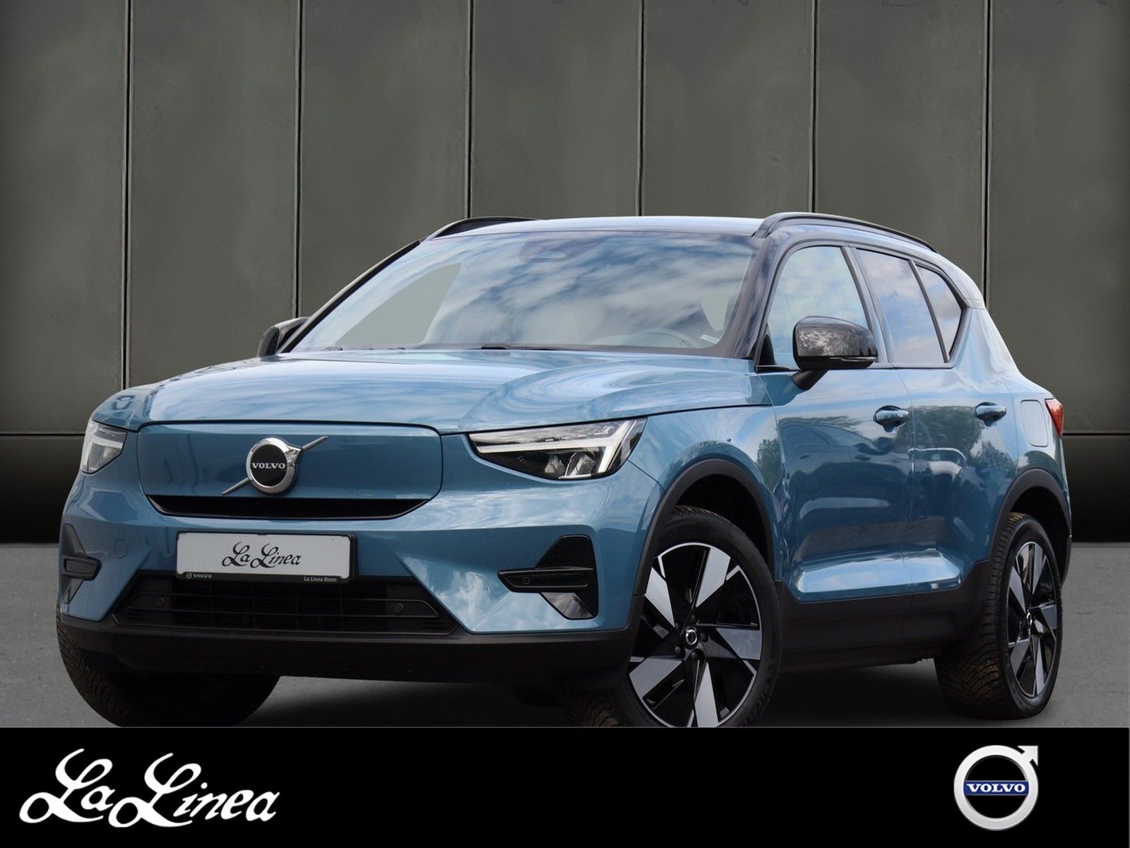 Volvo XC40 Plus Recharge Pure Electric Lenkradheizung 