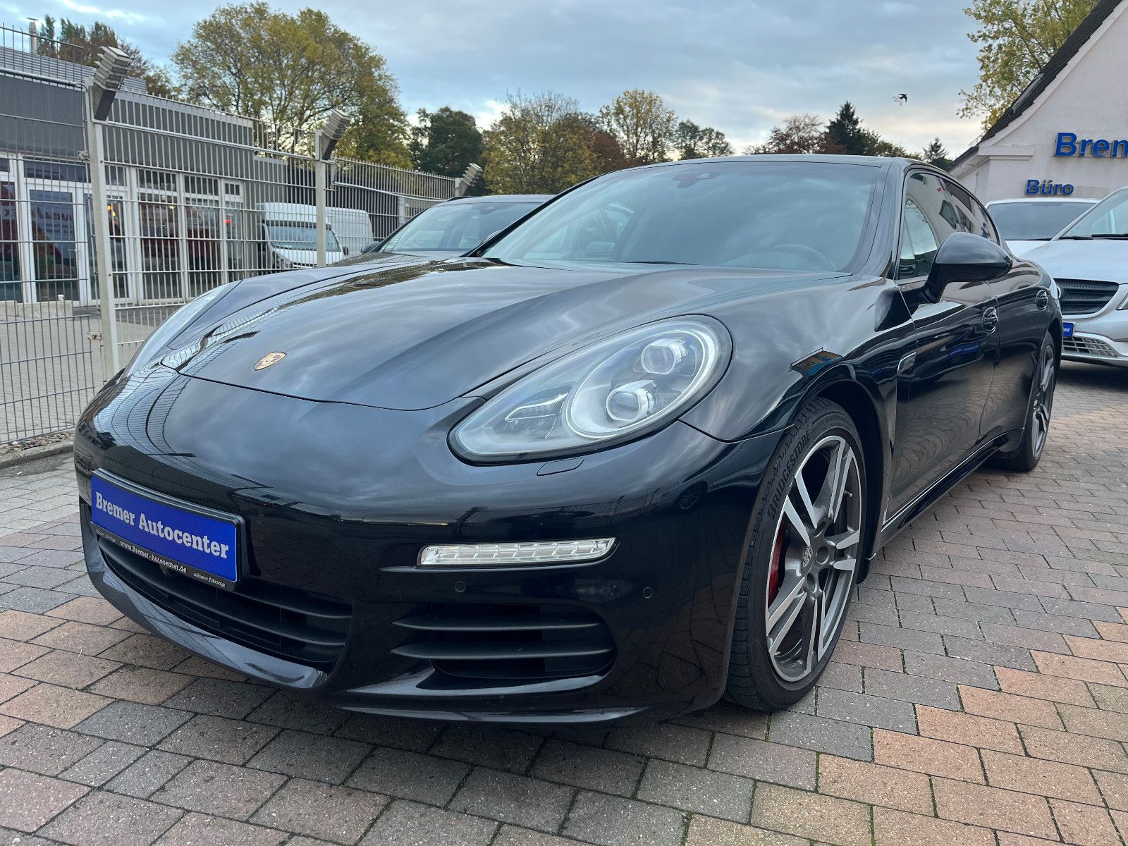 PORSCHE Panamera