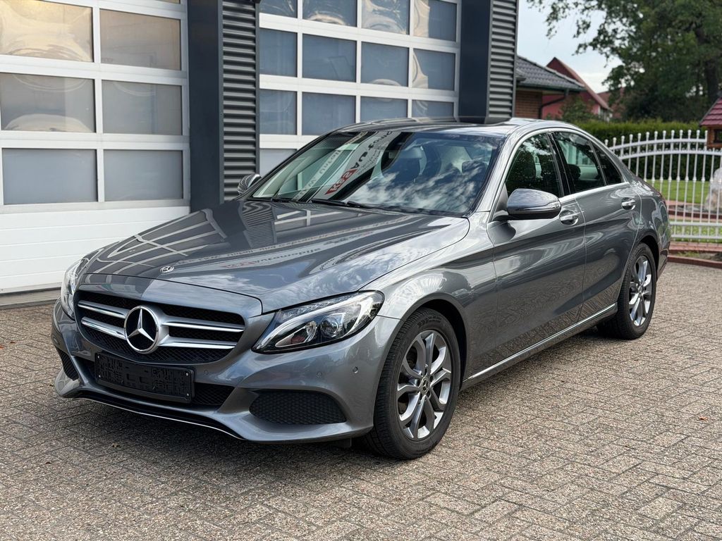 Image of Mercedes-Benz C 200