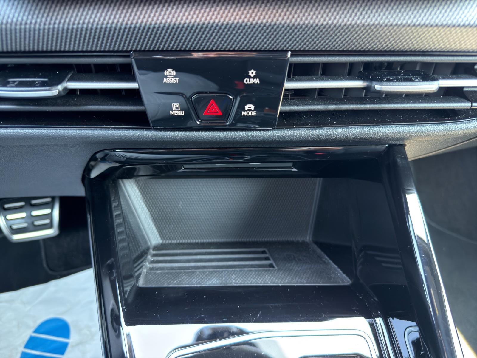 Volkswagen Golf 1.5 eTSI DSG R-Line *LED/Kamera/Allwetter*, миниатюра 26