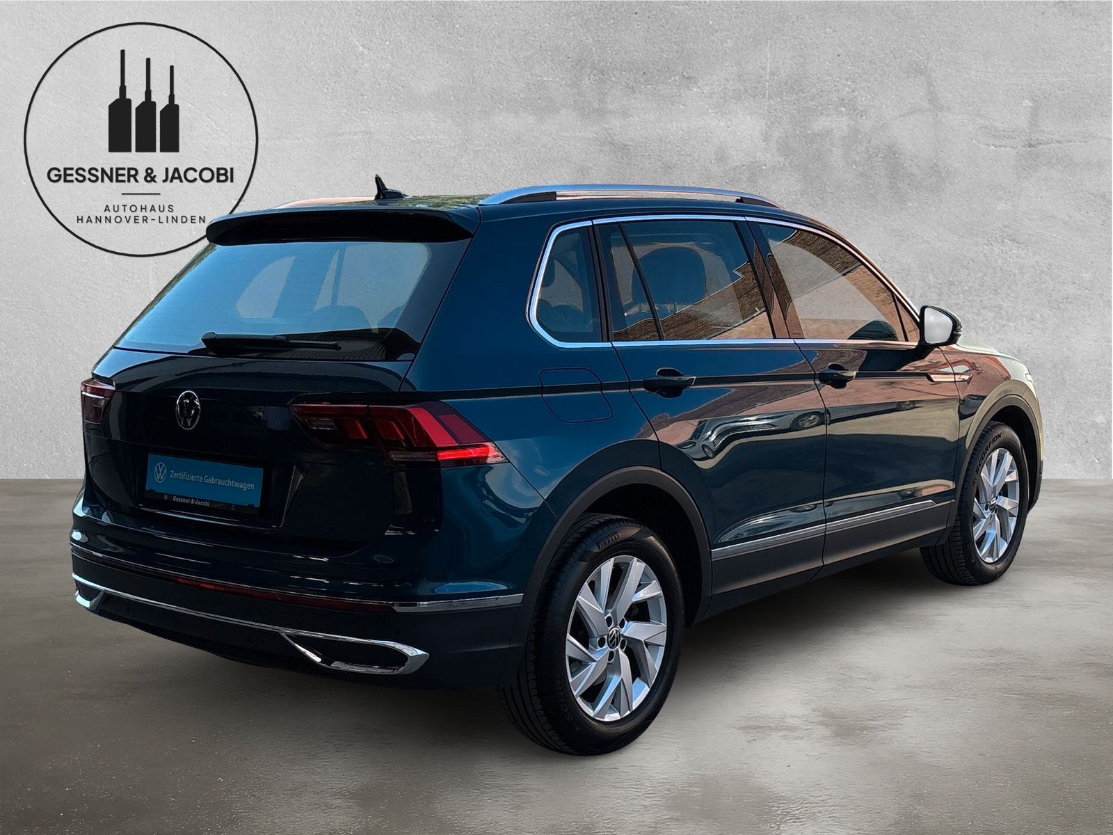 Fahrzeugabbildung Volkswagen Tiguan 2.0 TSI 4Motion Elegance PANO Keyless PDC
