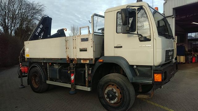 MAN LE 18.280 4x4  BB mit HIAB Ladekran 102-4