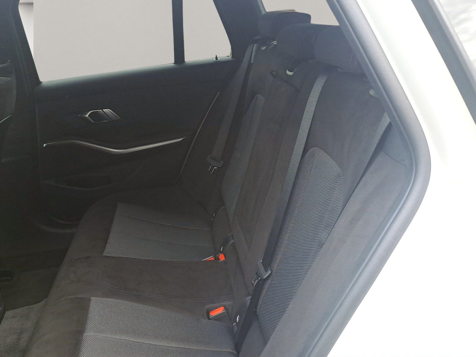 BMW 320 - Bild 9