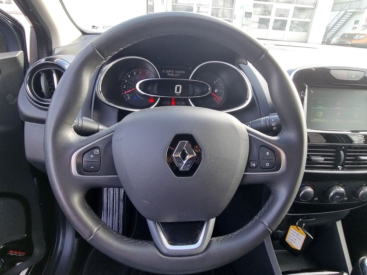 Fahrzeugabbildung Renault Clio Grandtour LIMITED TCe 90