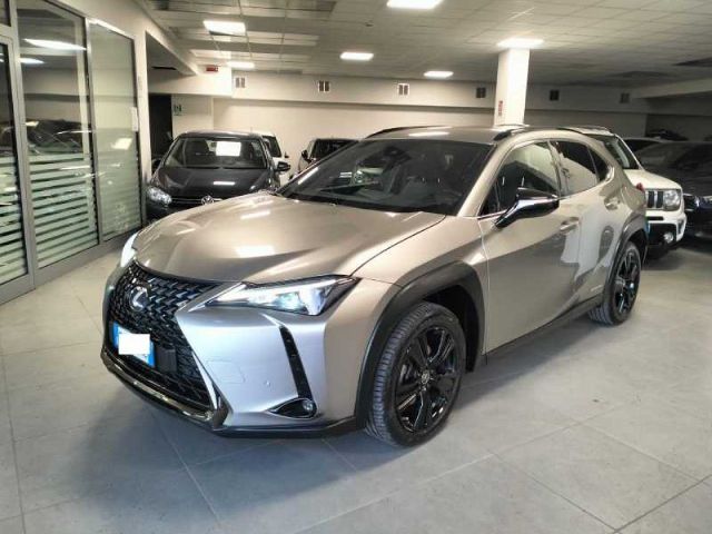 Lexus UX 250h 2.0 Midnight 2wd cvt