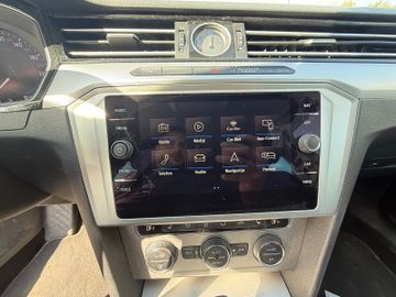 Volkswagen Passat Variant - 11