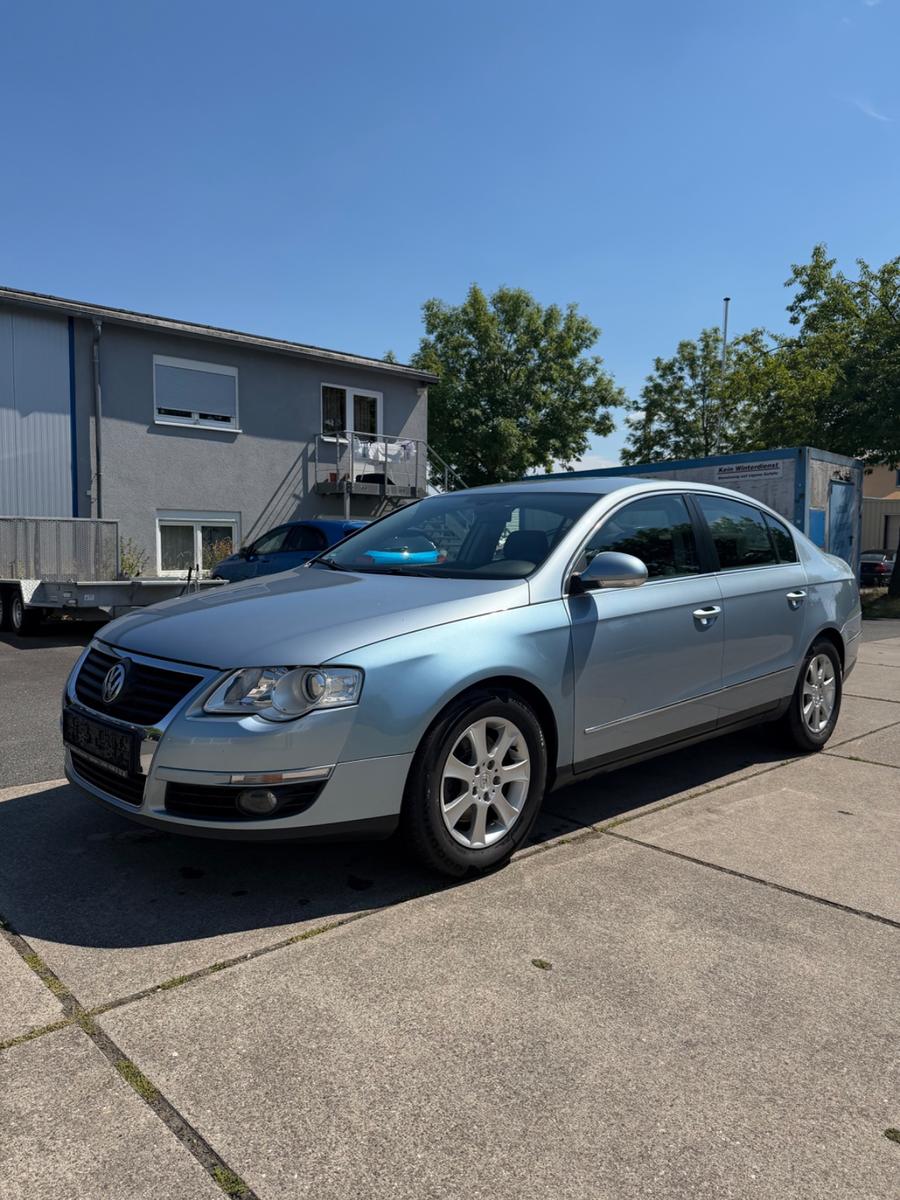 Volkswagen Passat Lim. Comfortline TÜV Neu*SHZ*6-Gang