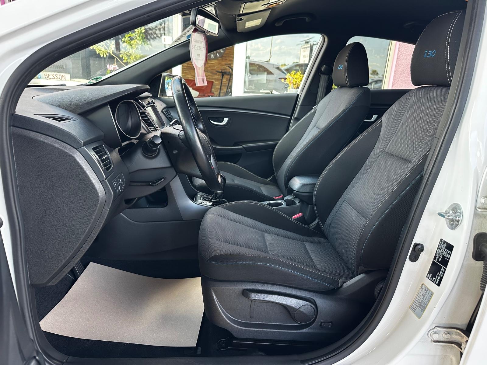 Hyundai i30 blue Passion Plus "KAMERA"NAVI"SHZ"LHZ"