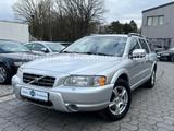 Volvo XC70 2.4 D5 AWD Edition/AHK/Xen/SHZ/Temp/Standhz - gebrauchte Volvo XC70 aus dem Jahr 2007